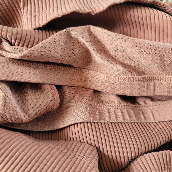 Vuori Women's Rib Crop Tank Top M - Picture 15 of 15